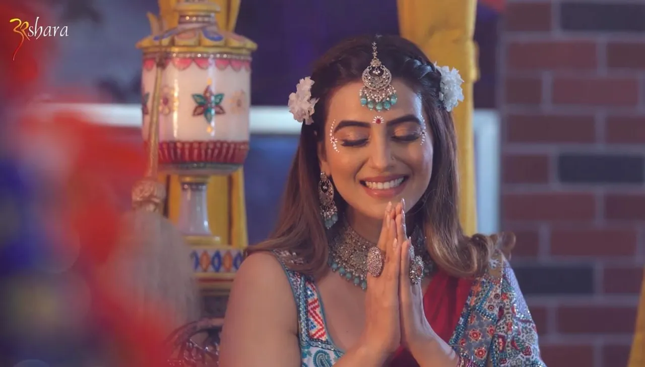 Navaratri Song: Akshara Singh ने देवी गीत Maai Ke Sajao Re से किया मां दुर्गा के सौंदर्य का वर्णन