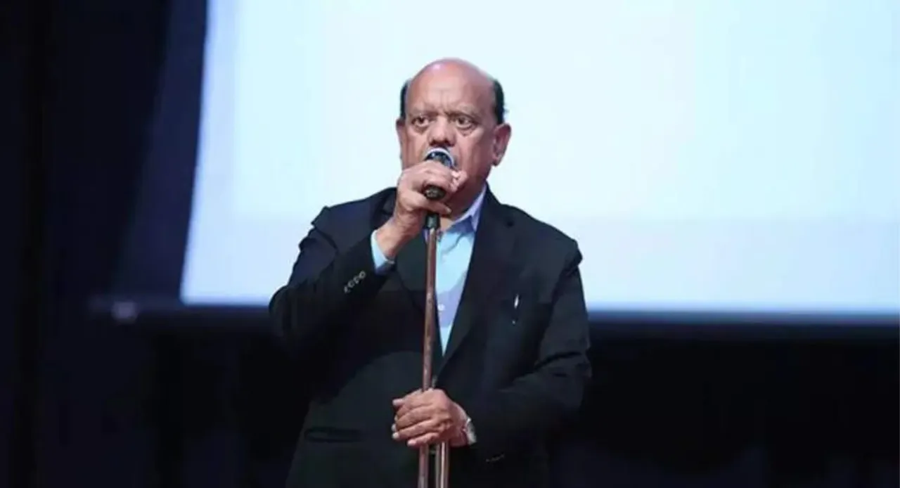 “मैं सुरेंद्र शर्मा जिंदा धरती से बोल रहा हूं”