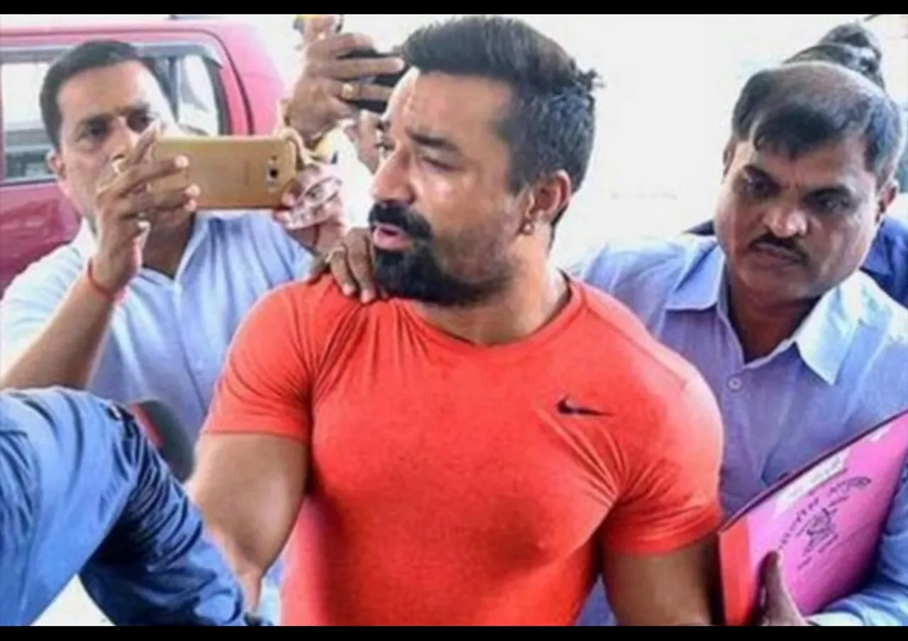 एक्टर एजाज खान का है विवादों से पुराना नाता, अब एक बार फिर लॉकडाऊन के बीच खा रहे हैं जेल की हवा, जानें पूरा मामला
