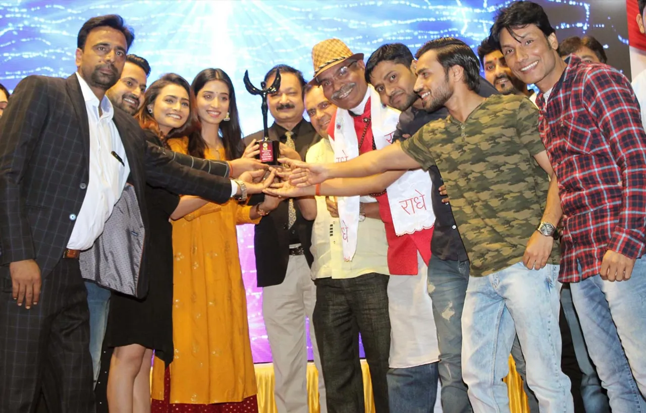 फिल्म एंड मीडिया एक्सीलेंस अवार्ड 2019 में मुबू टीवी को मिला सर्वश्रेष्ठ मनोरंजन चैनल का पुरस्कार