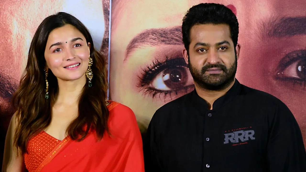 आलिया भट्ट, जूनियर एनटीआर की तारीफ में बोली 'इतने बड़े स्टार होते हुए भी जमीन से जुड़े हुए है'