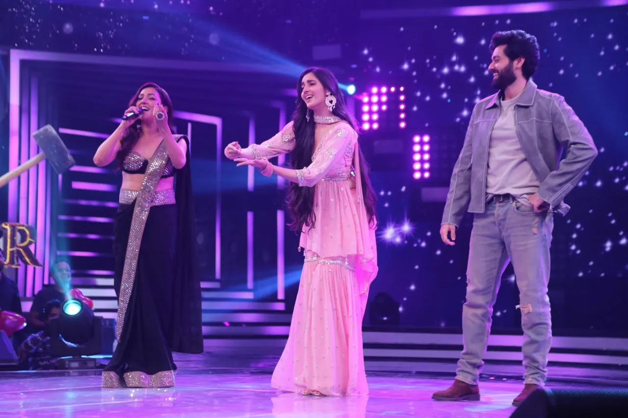 सारेगामापा में Utkarsh Sharma और Simrat Kaur ने रीक्रिएट किया अपना गाना 'Chal Tere Ishq Mein'