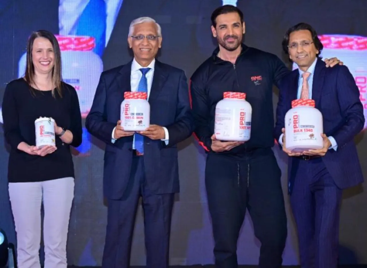 John Abraham और GNC ने कहा “नो कम्प्रोमाइज” अब कोई समझौता नहीं