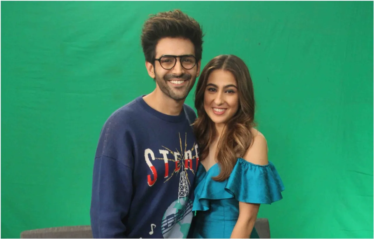 Kartik Aaryan और Sara Ali Khan ने अपने पैरेंट्स को ऐसे कराया गर्व!