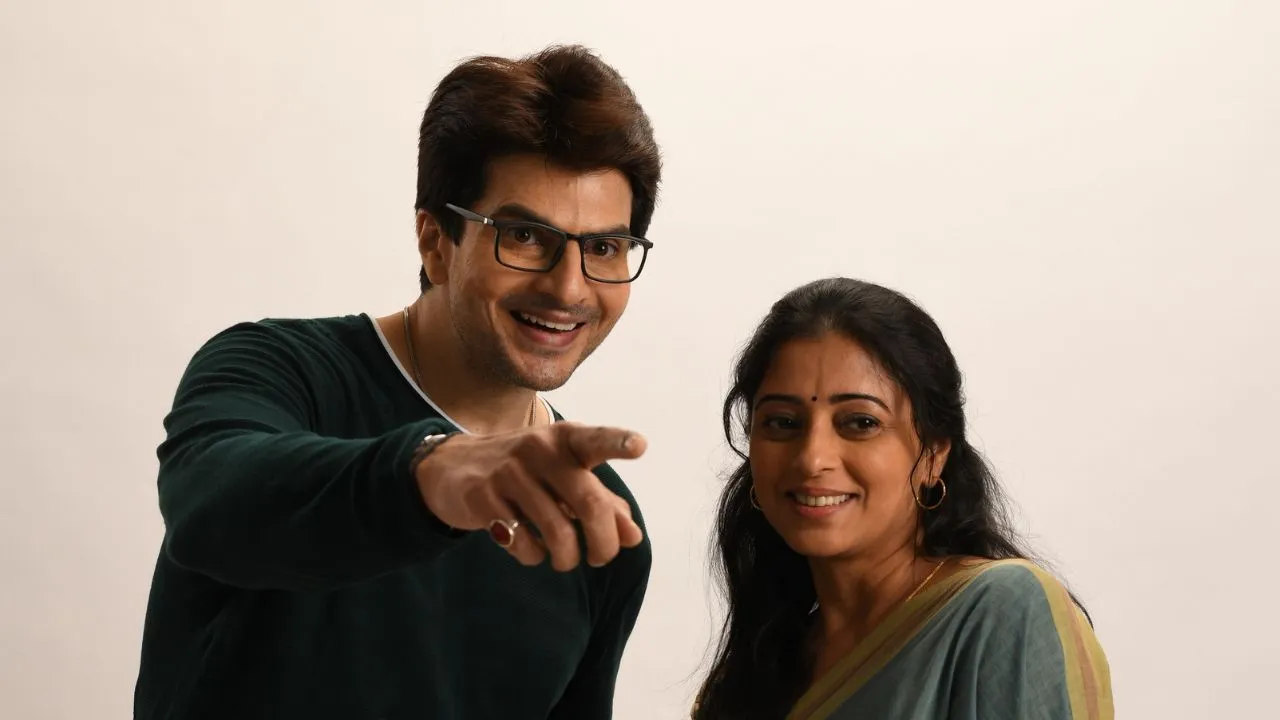 Rahil Azam and Reena Kapoor will play the lead characters in Star Bharat's upcoming show 'Ashaon Ka Savera... Dheere Dheere Se