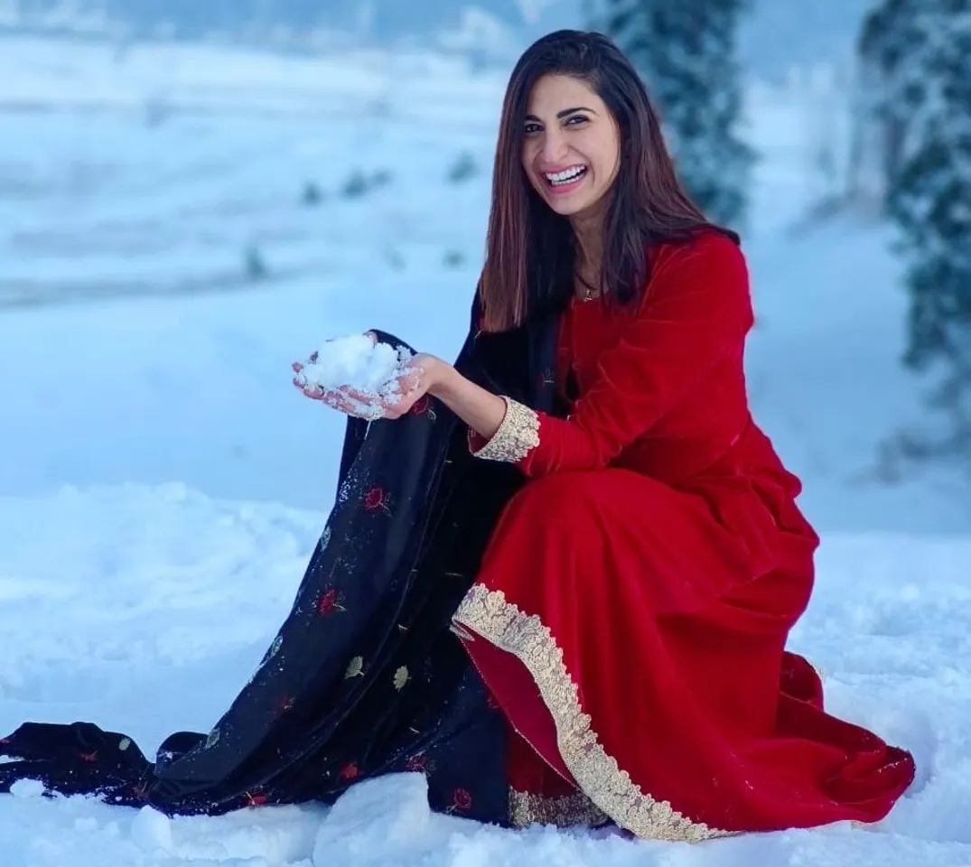 अहाना कुमरा अपनी हालिया कश्मीर यात्रा पर: "यहाँ की सुबह 'द ब्यूटी एंड द बीस्ट' के सेट की तरह लग रही थी