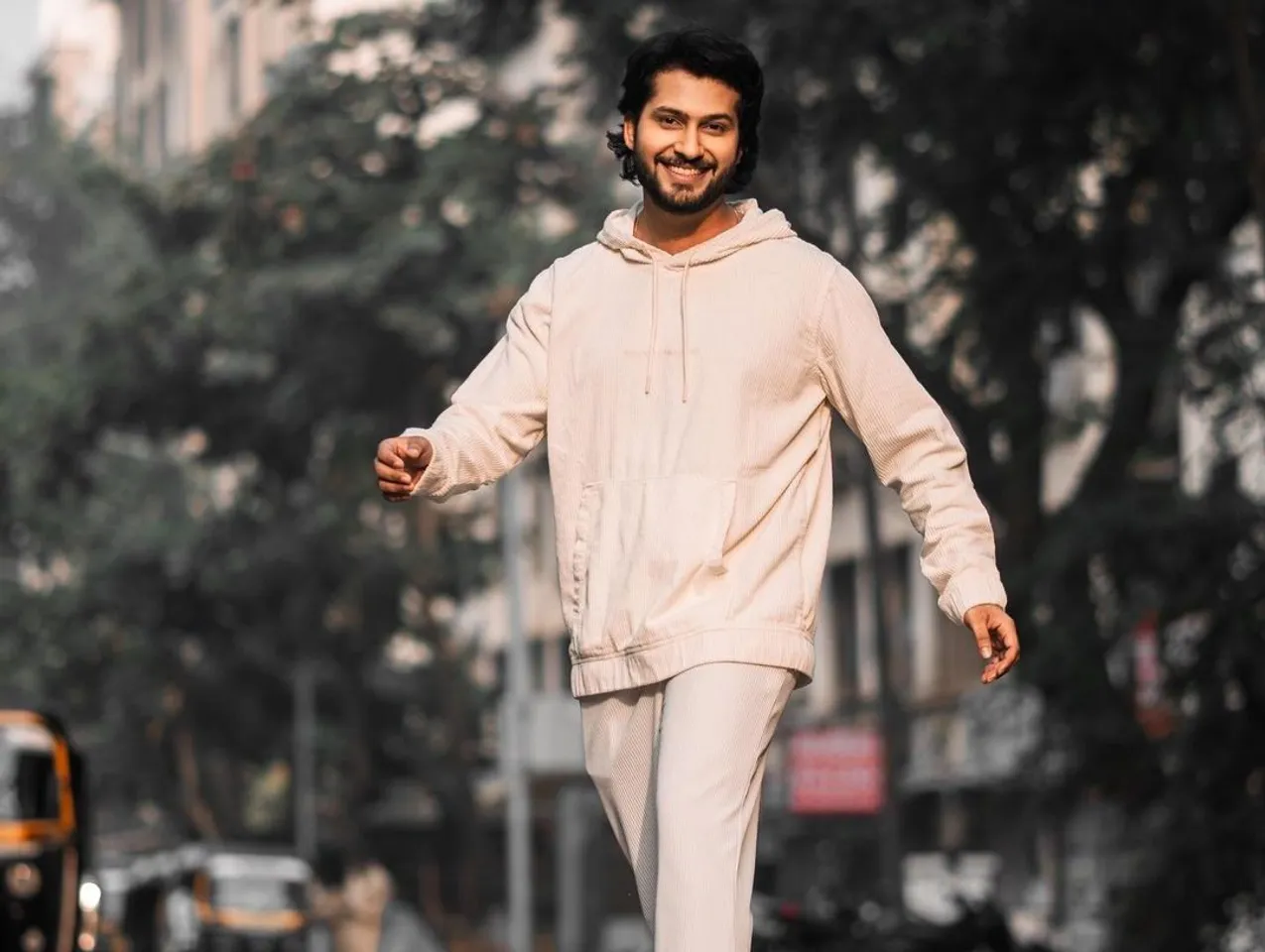 नमिश तनेजा बताते हैं कि उन्होंने इस साल कपास पतंग मांजे का उपयोग किया, एक सुरक्षित मकर संक्रांति मनाने के लिए