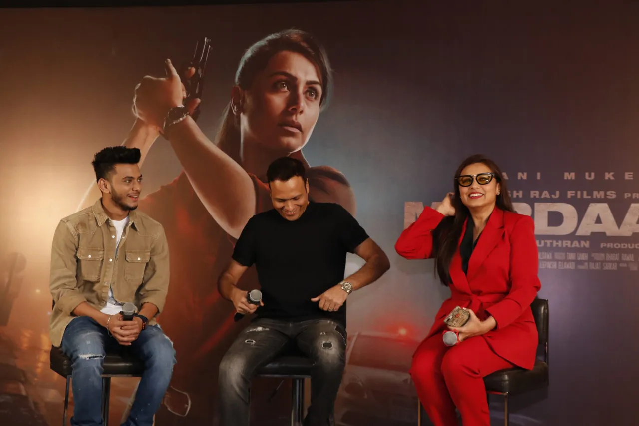 Photos: रानी मुखर्जी ने नए निर्देशक गोपी पुथरन और नए अभिनेता विशाल जेठवा से कराया खास परिचय