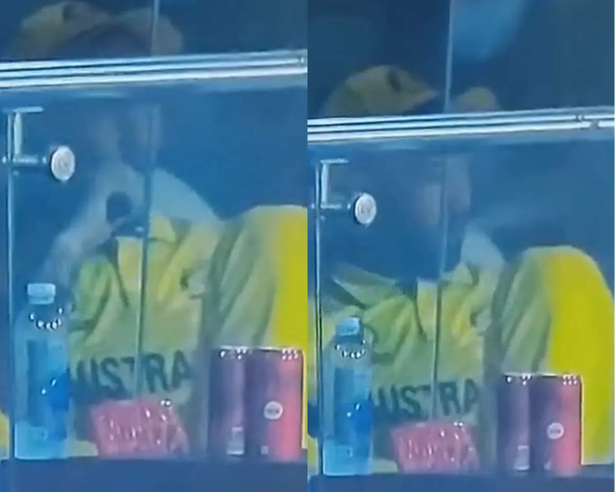 Glenn Maxwell smoking