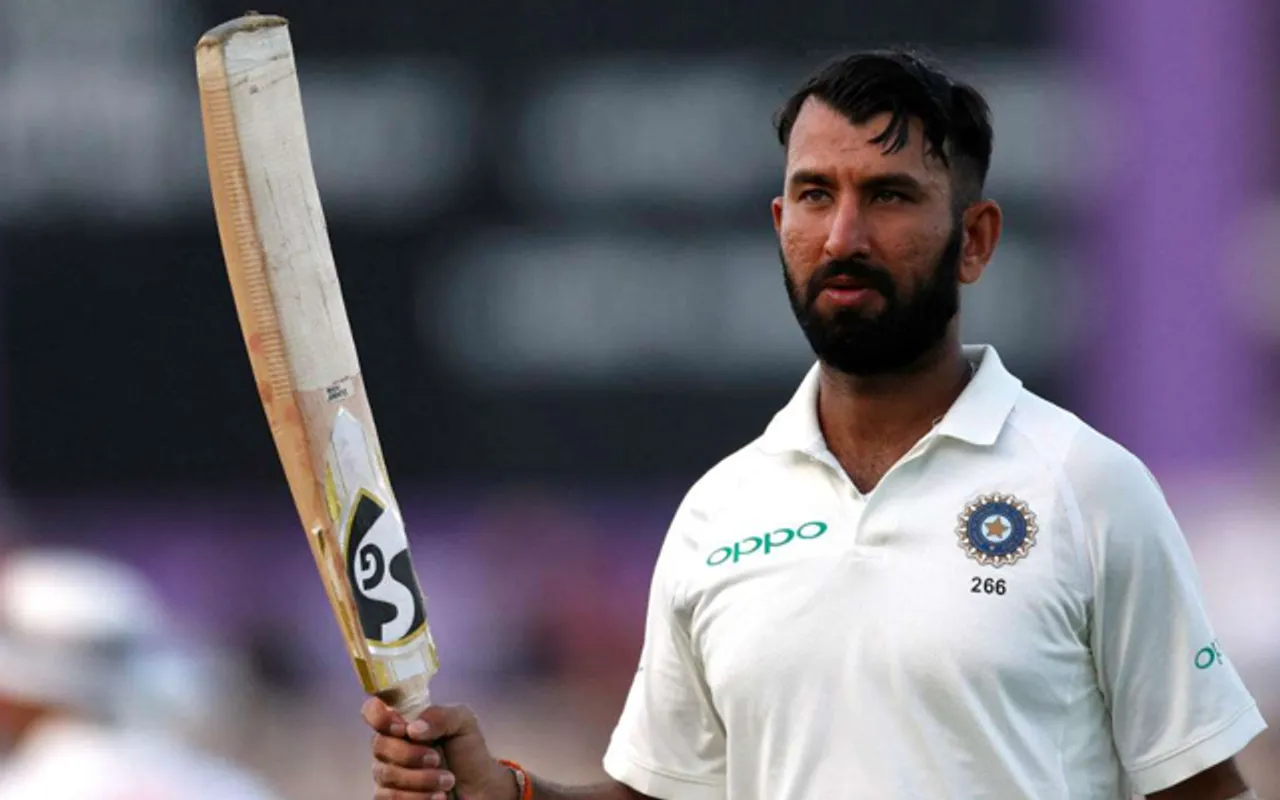 'Bas yahi par khel sakta hai ye' - Fans react on Cheteshwar Pujara's latest Fifty in Duleep Trophy semifinal