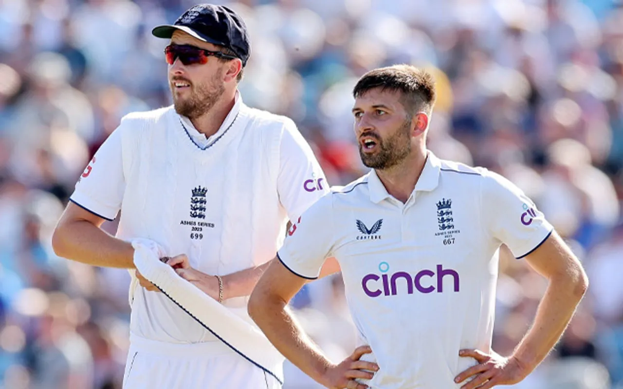 Ollie Robinson and Mark Wood, England
