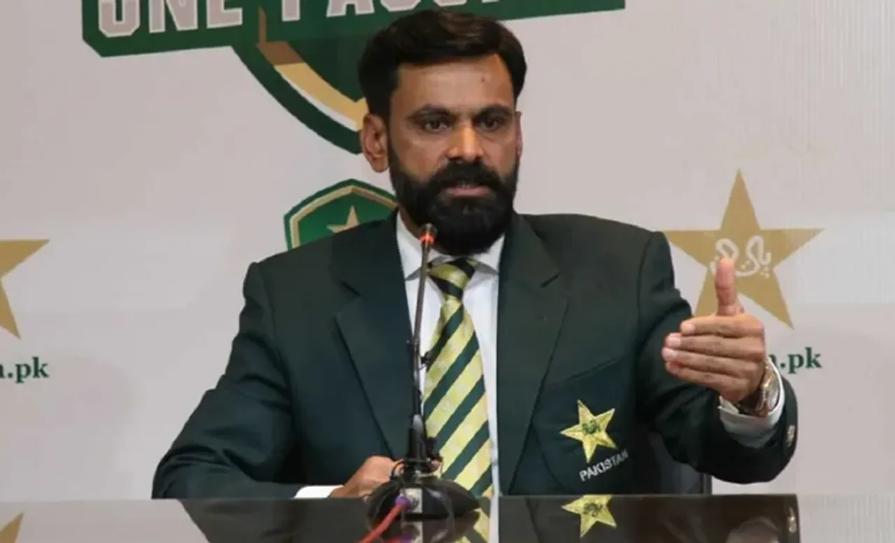 Mohammad Hafeez steps down