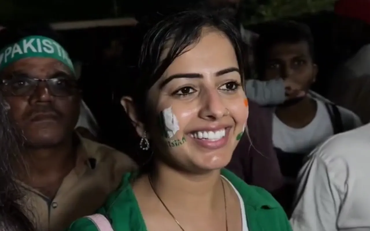 Virat Kohli's fangirl