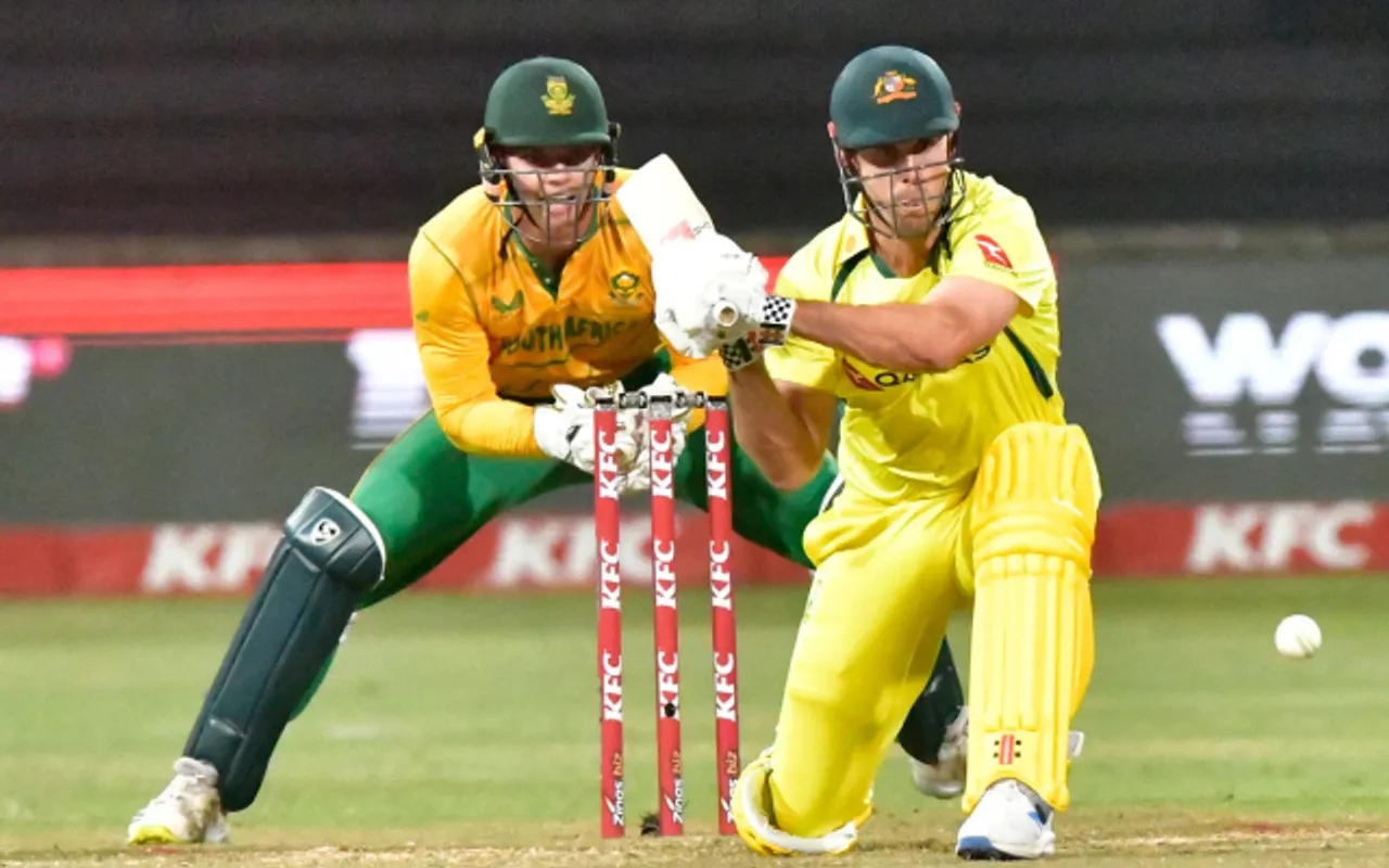'Ye World Cup year me hi kyu peak krte hai' - Fans react as Australia thrashed South Africa by 8 wickets in second T20I