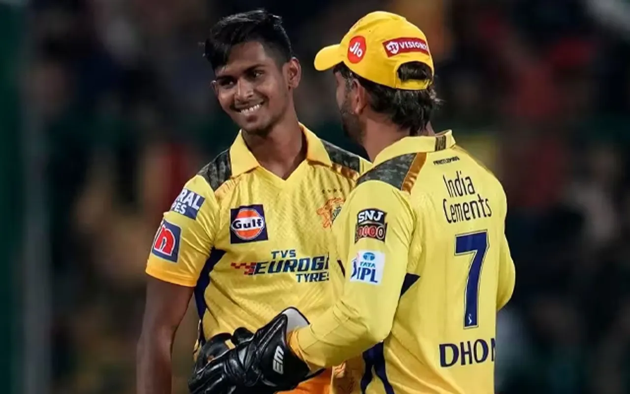 Matheesa Pathirana and MS Dhoni