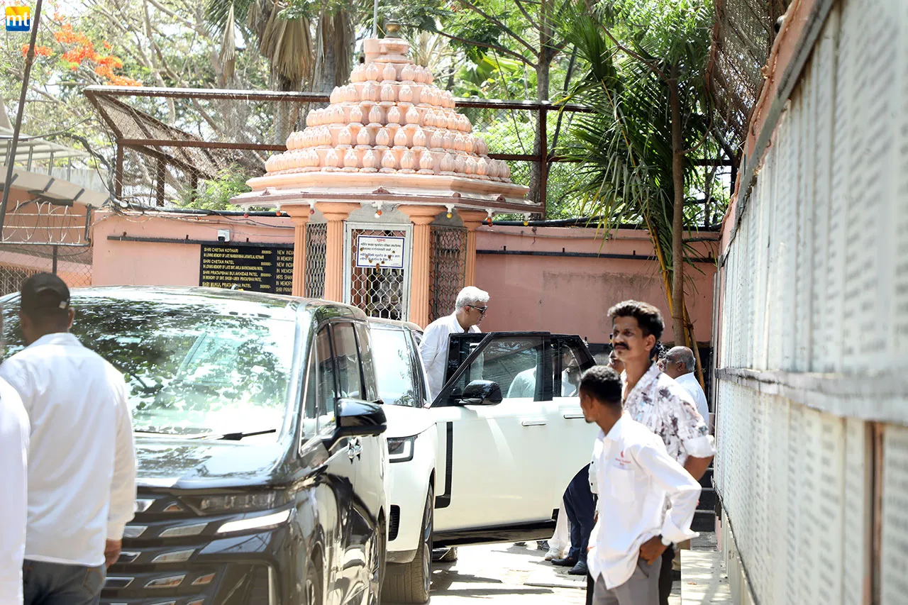 Boney At Nirmal Kapoor's Funeral