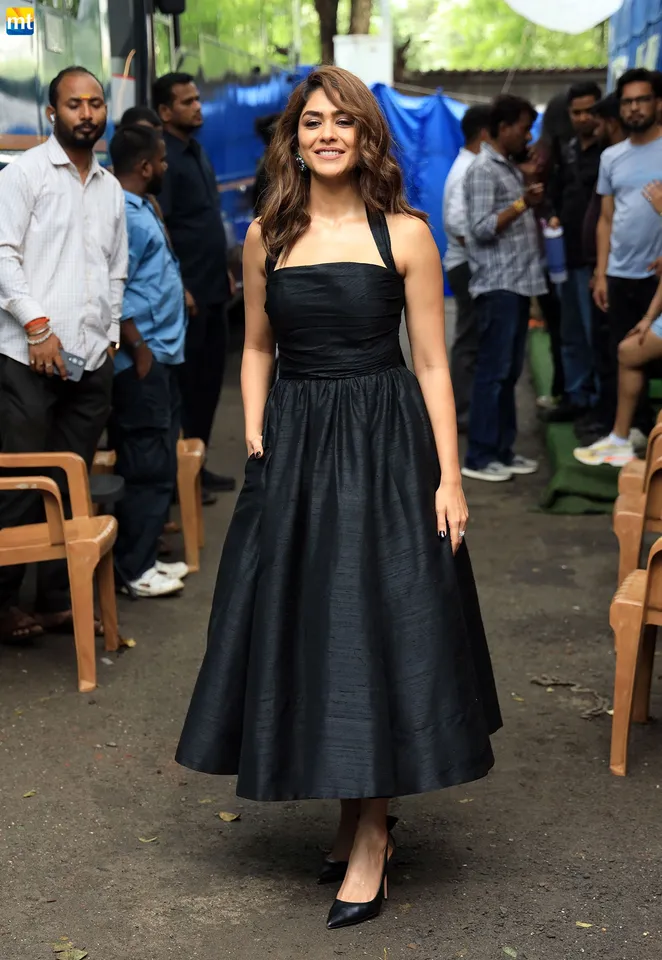 Mrunal Thakur