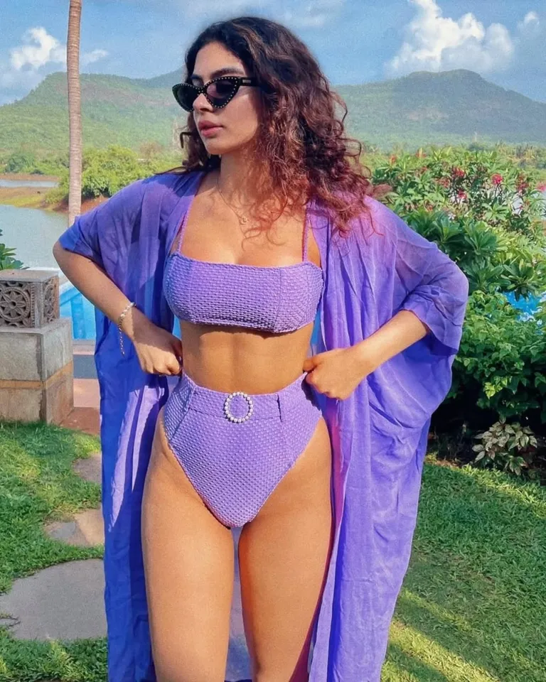 Khushi Kapoor
