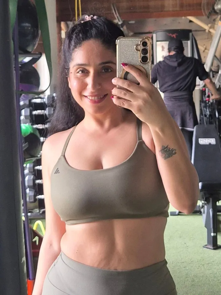 Neha Bhasin