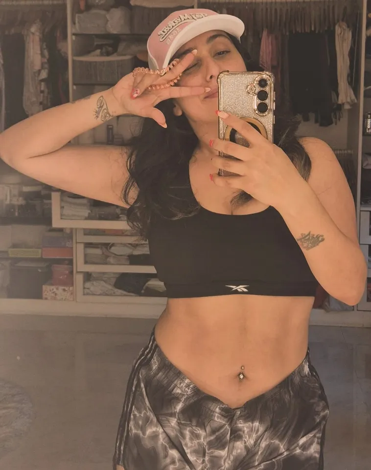 Neha Bhasin