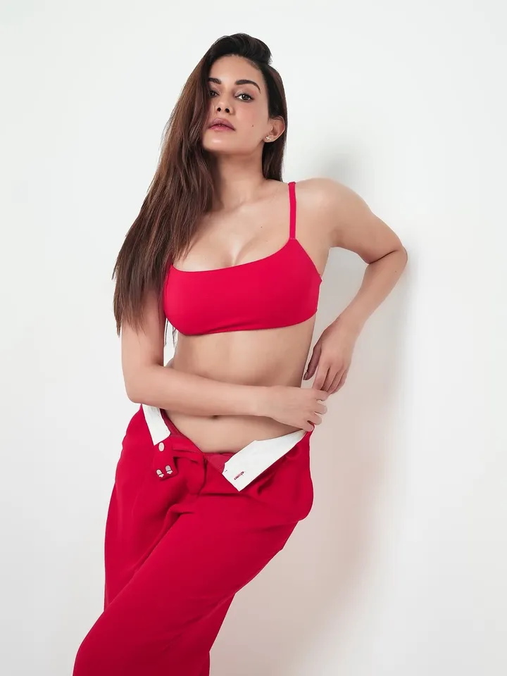 Amyra Dastur