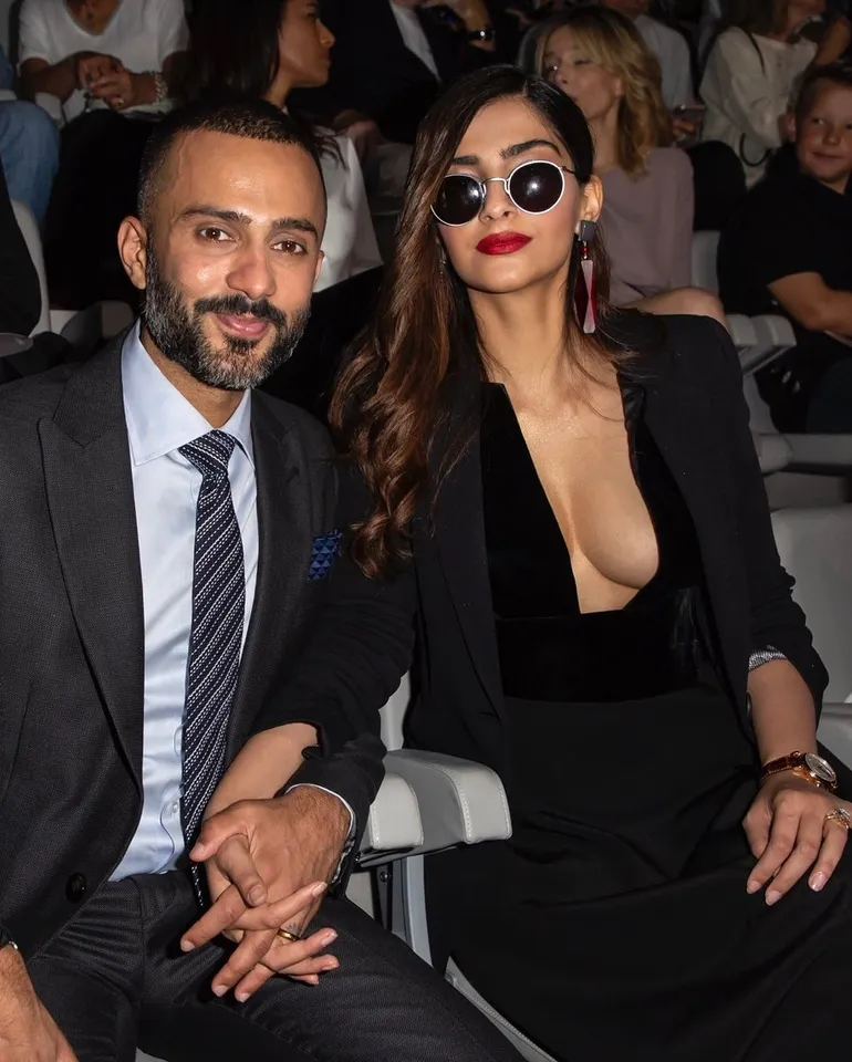 Sonam Kapoor Giorgia Armani