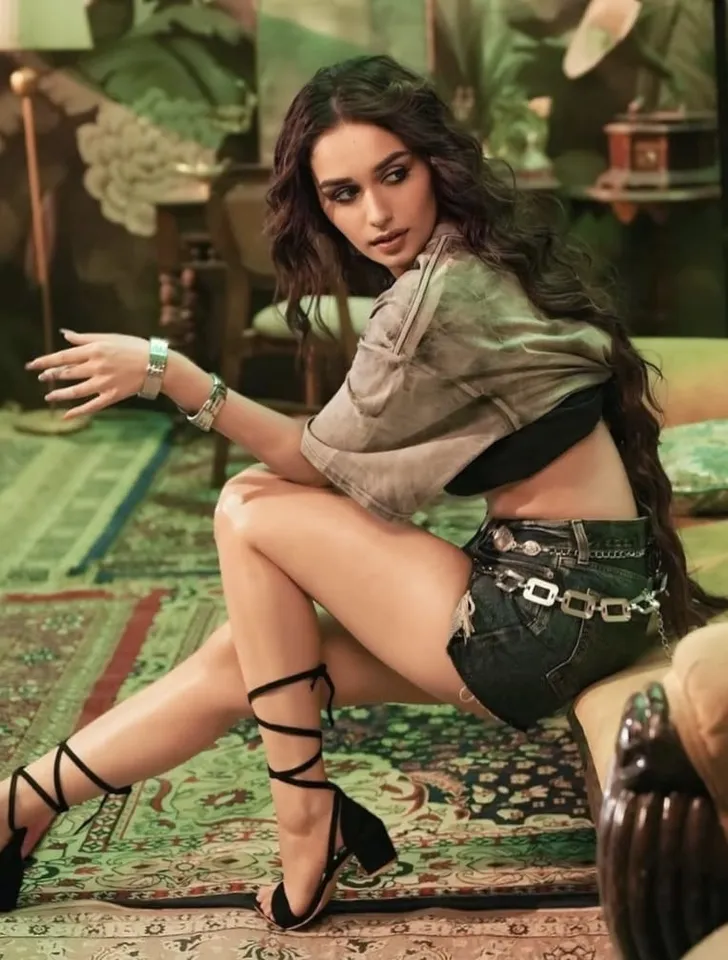 Manushi Chhillar