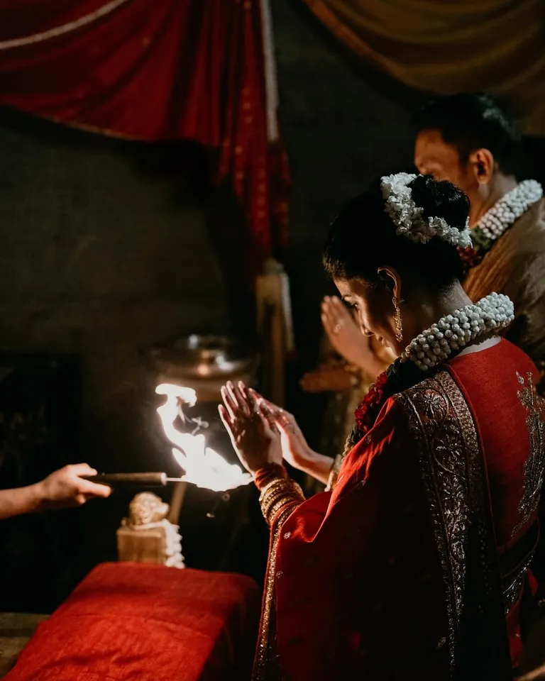 Samantha Ruth Prabhu Raj Nidimoru First wedding Picture