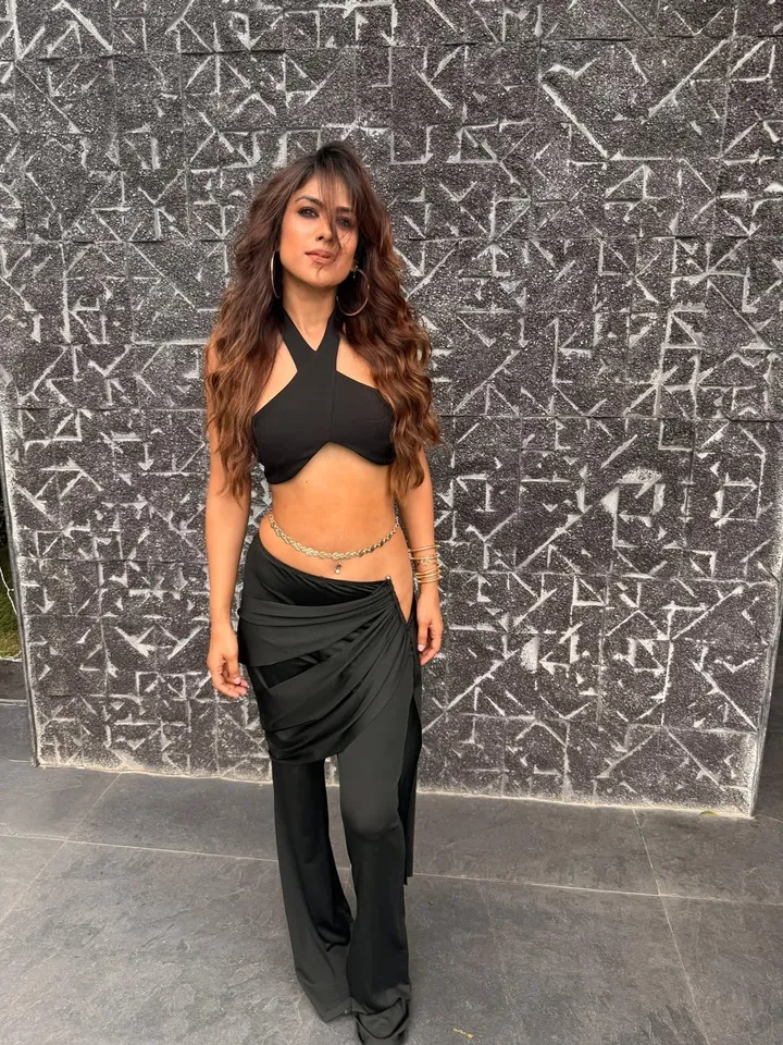 Nia Sharma