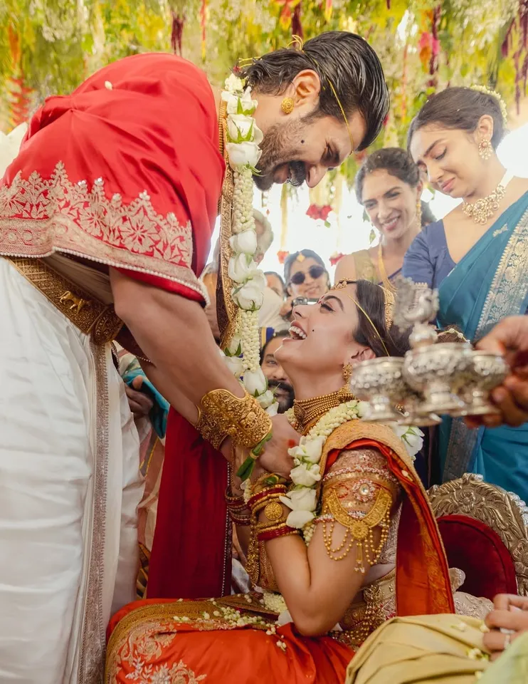 Vijay Deverakonda Rashmika Mandanna Wedding Pictures