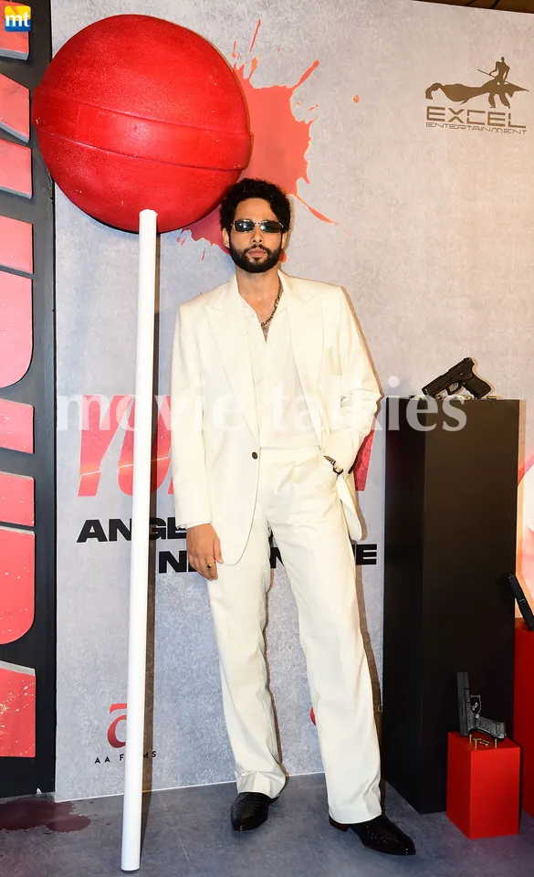 siddhant chaturvedi