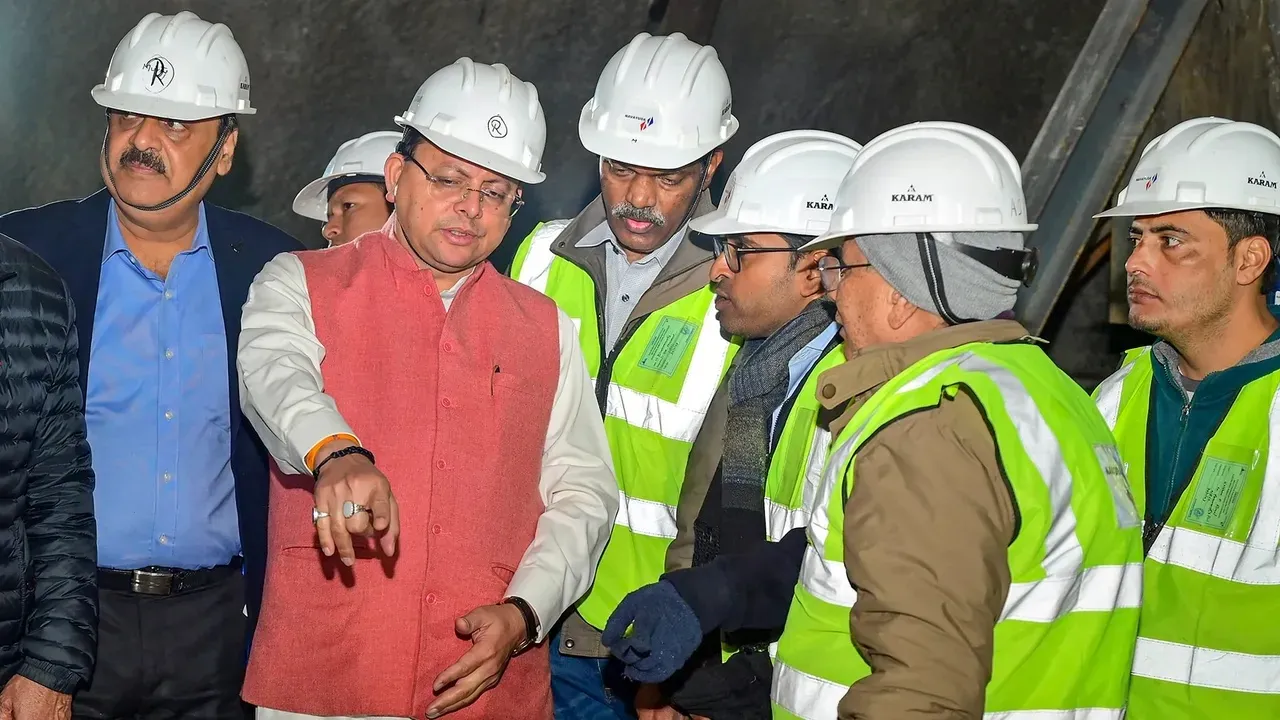 pushkar dhami at silkyara tunnel