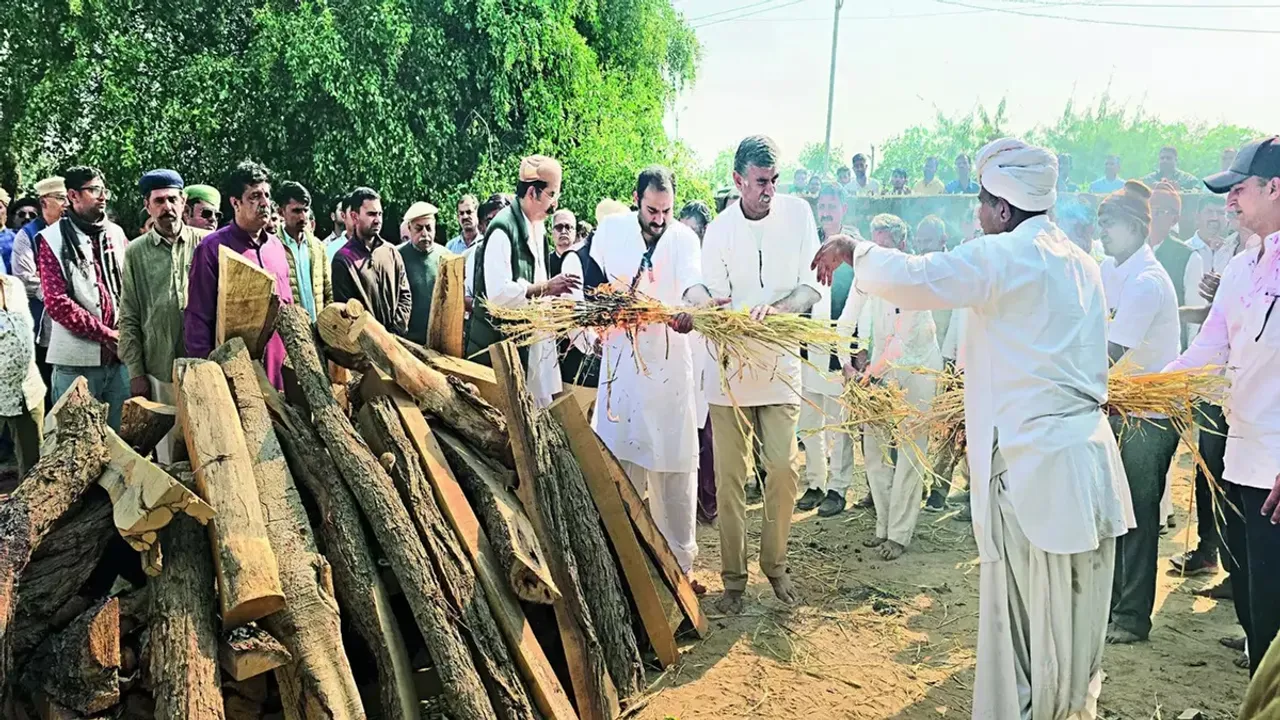 Chitra Singh Last Rites