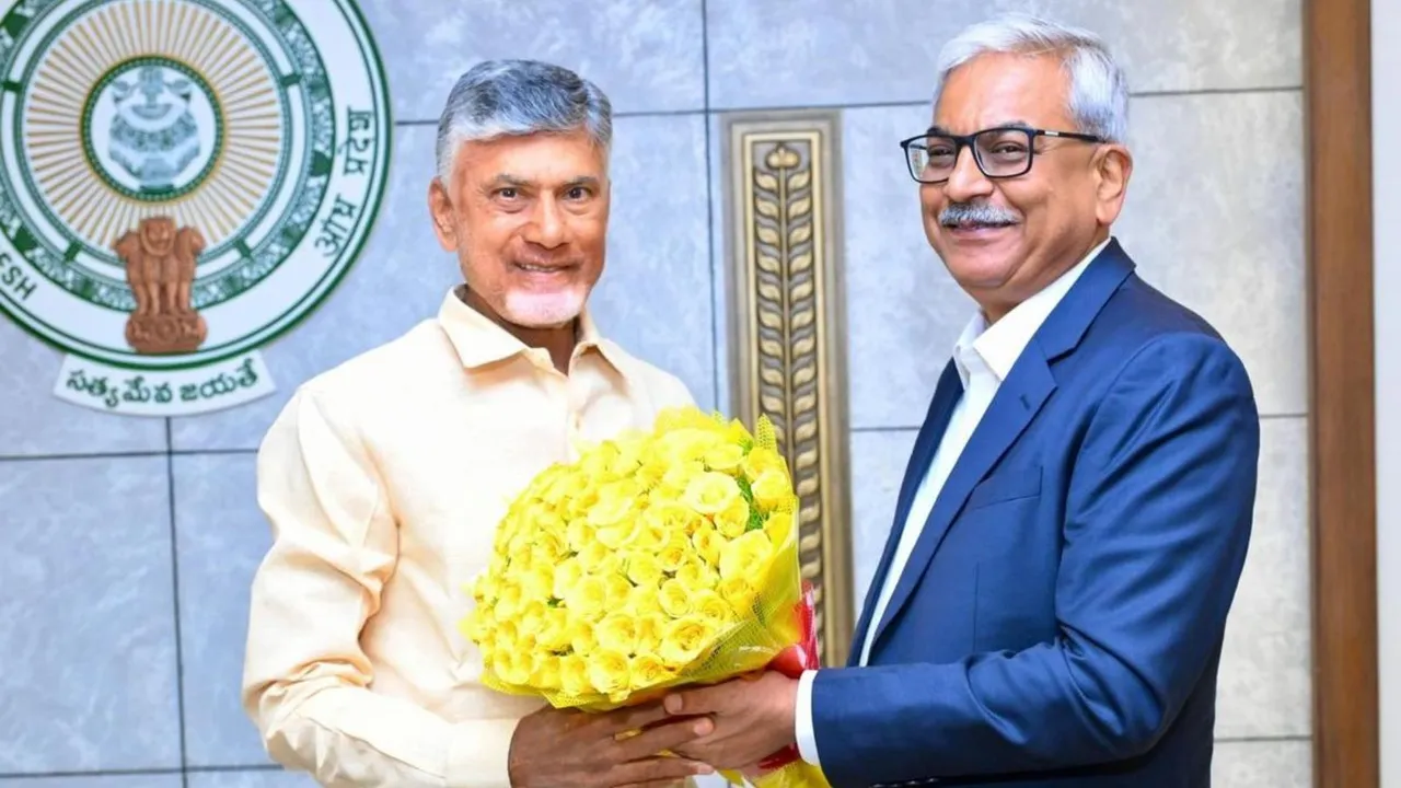 BPCL CMD G. Krishna Kumar with Chief Minister N. Chandrababu Naidu during a meeting at the Secretariat in Amaravati on Wednesday.