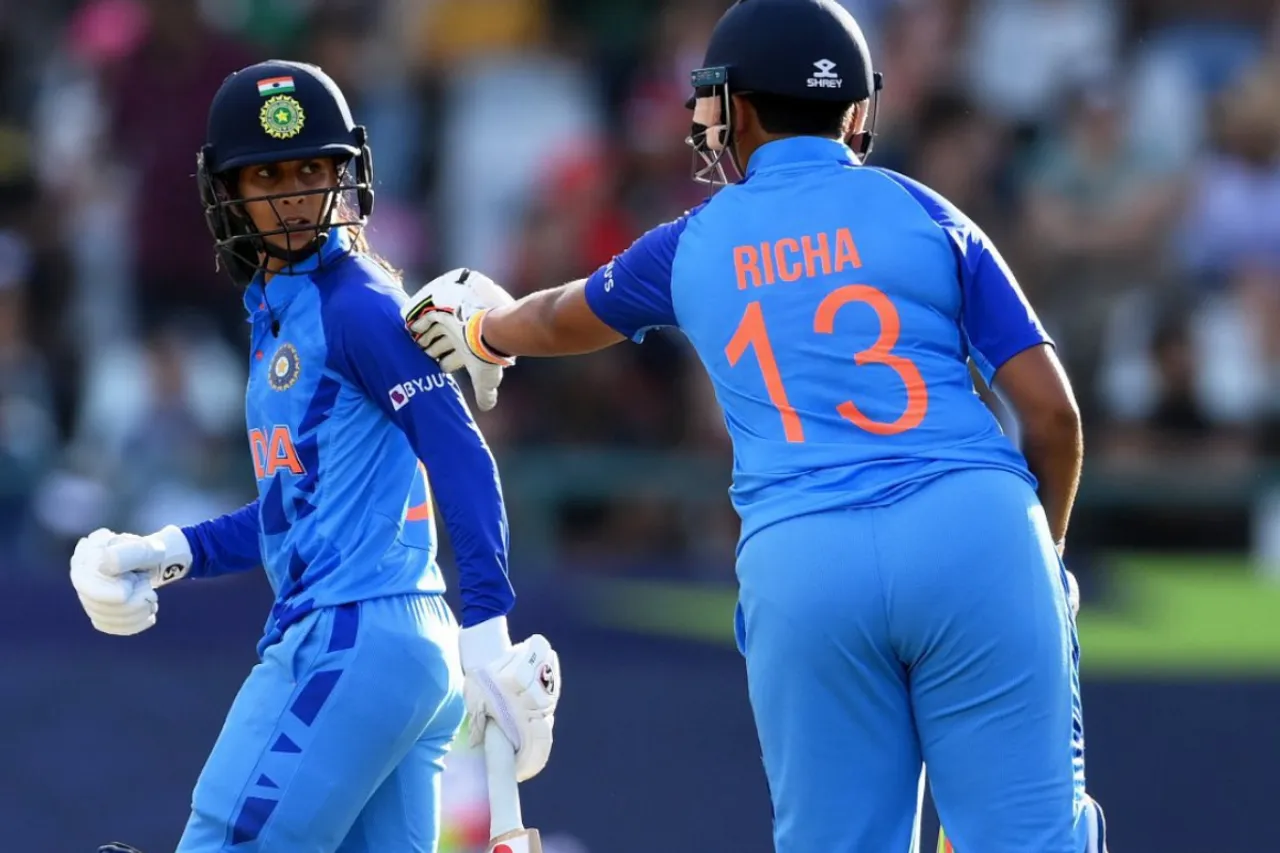 Jemimah Rodrigues and Richa Ghosh