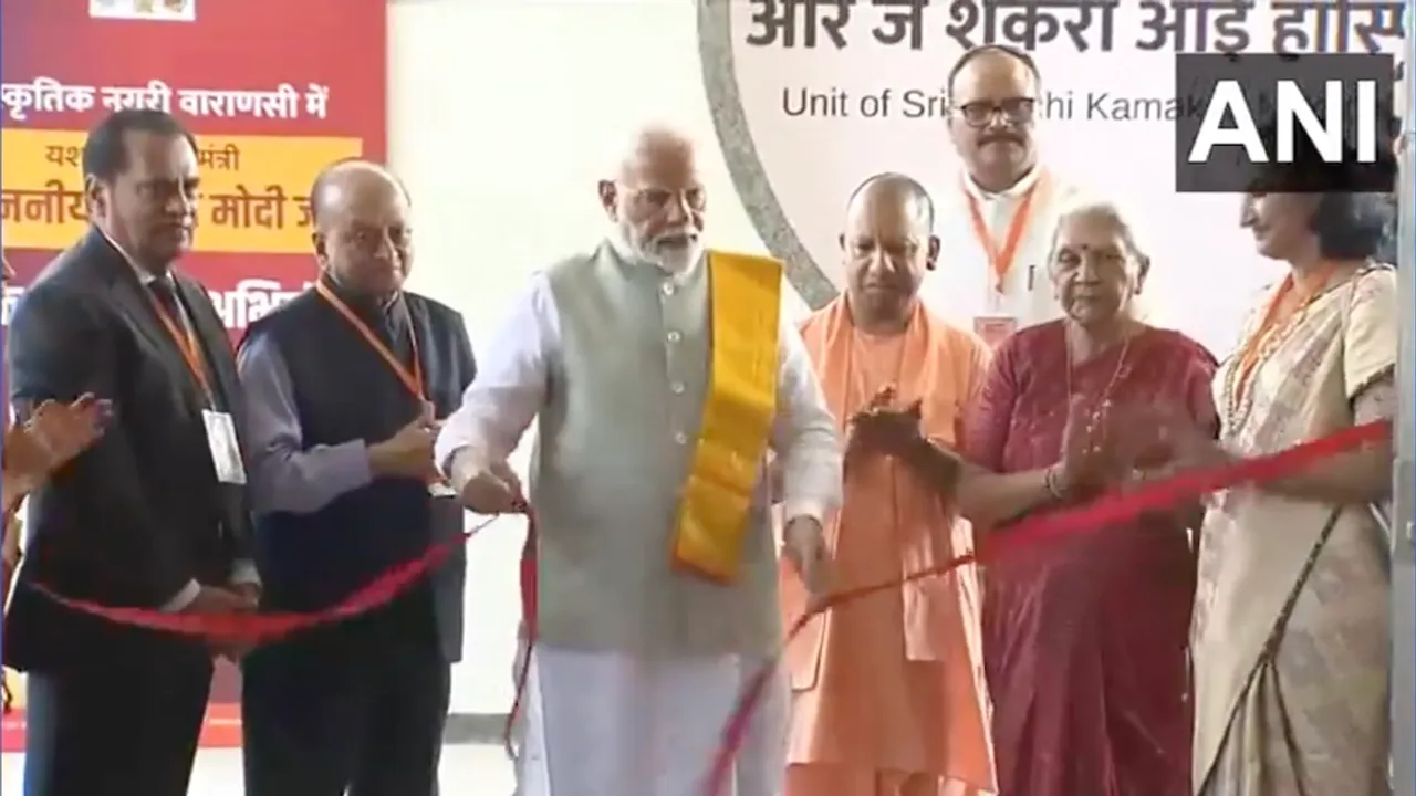 Narendra Modi inaugurates eye hospital in Varanasi