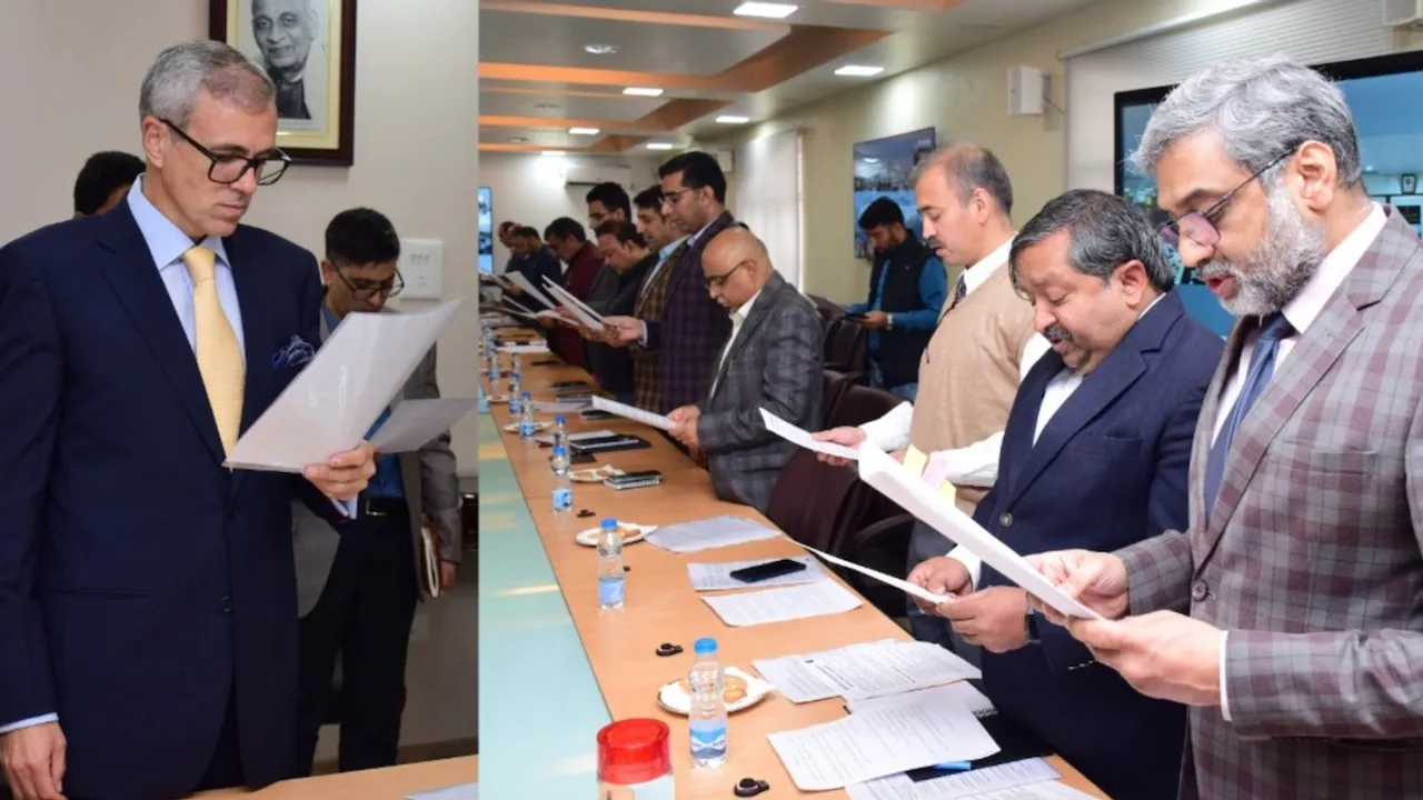 Omar Abdullah administers the integrity pledge to ministers and officials in the secretariat in Srinagar on Monday, October 28, 2024.
