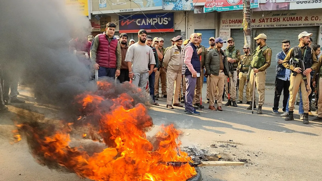 People take part in a demonstration during a district-wide bandh on Thursday, in Kishtwar district, Jammu & Kashmir, Friday, Nov. 8, 2024.