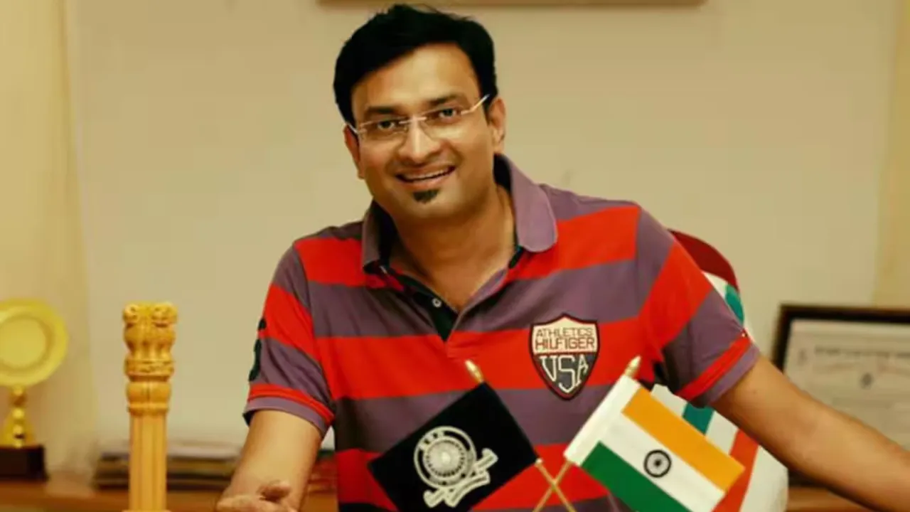 Collector Bro N Prashant