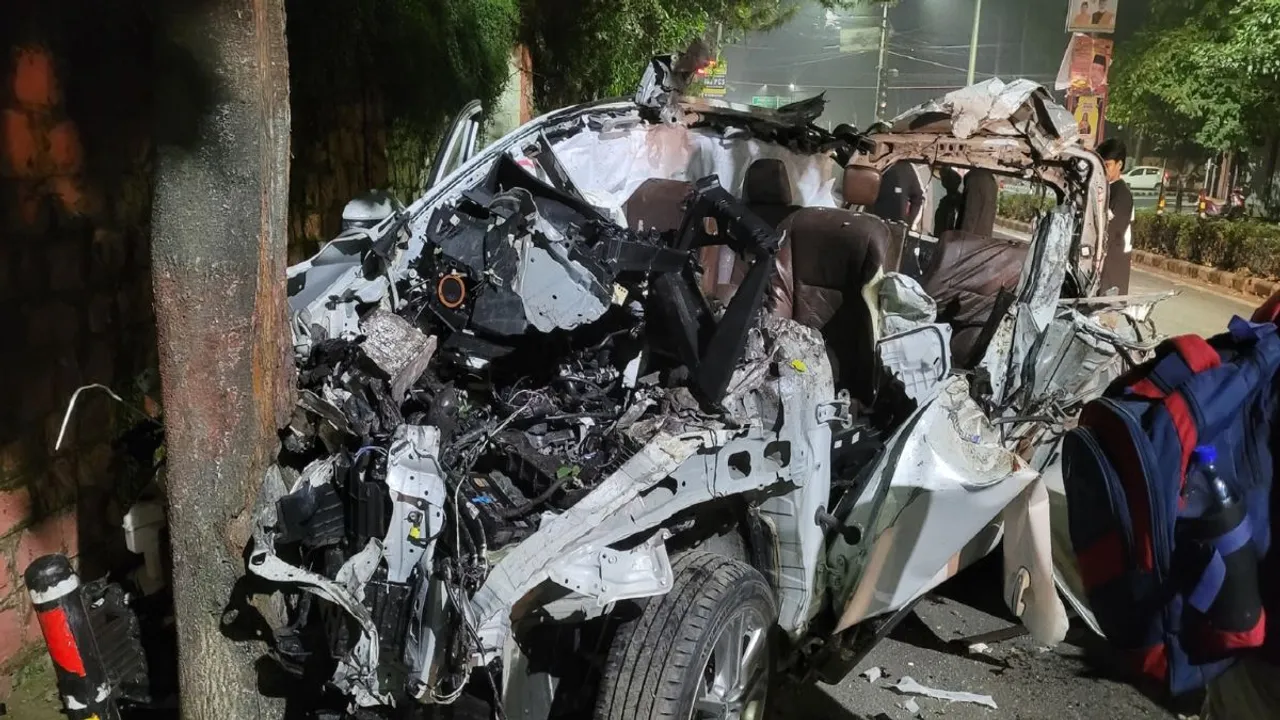 A car collided with a truck in Dehradun on Tuesday