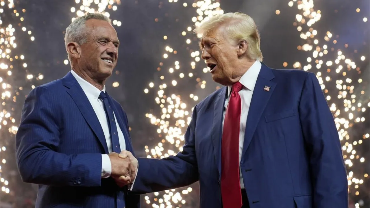 Robert F Kennedy Jr and Donald Trump (File photo)