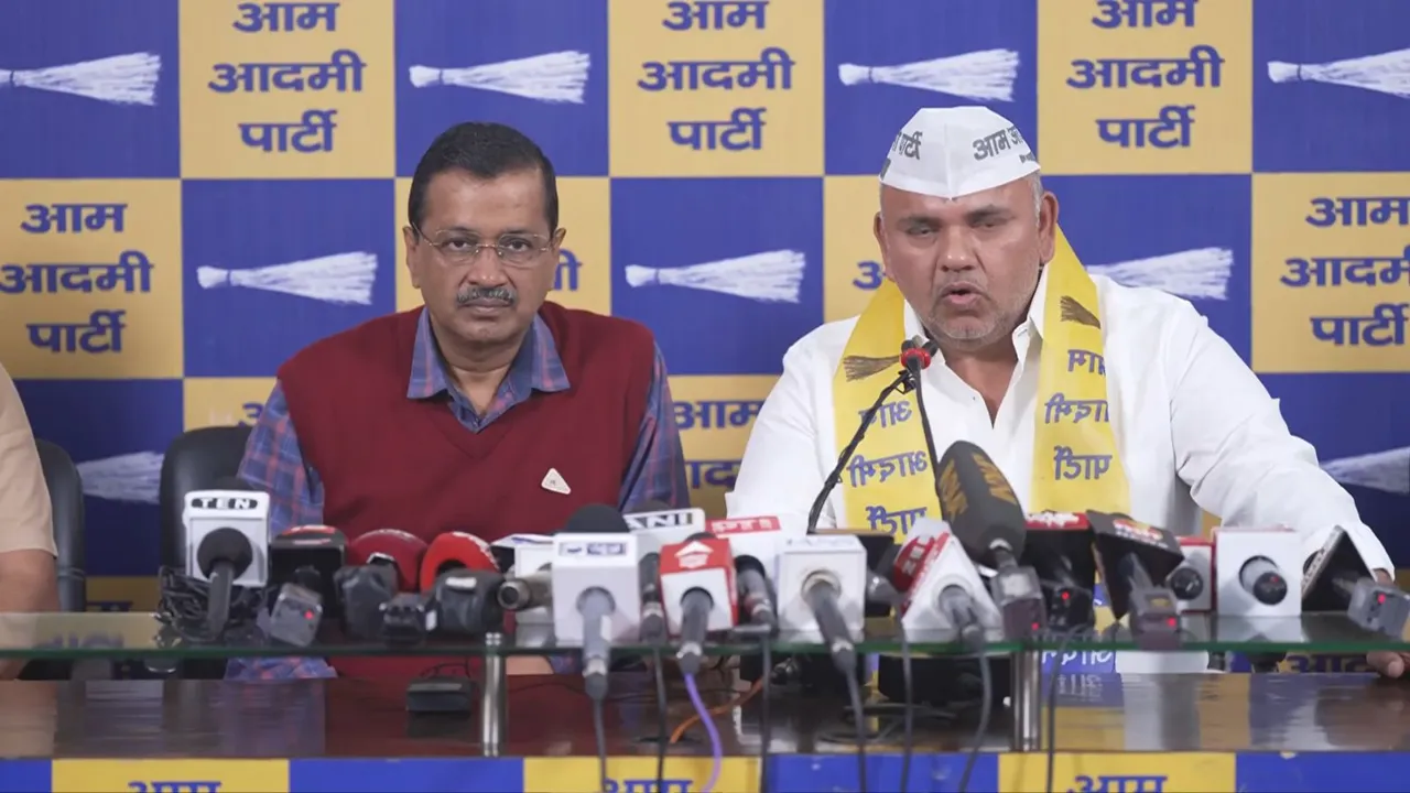Sumesh Shokeen Arvind Kejriwal