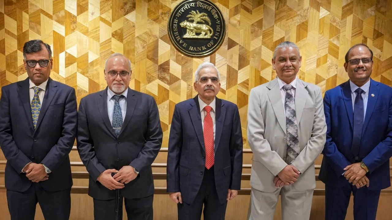Reserve Bank Of India (RBI) Governor Shaktikanta Das (center) and other MPC members, before a press conference at the headquarters, in Mumbai, Friday, Dec. 6, 2024.