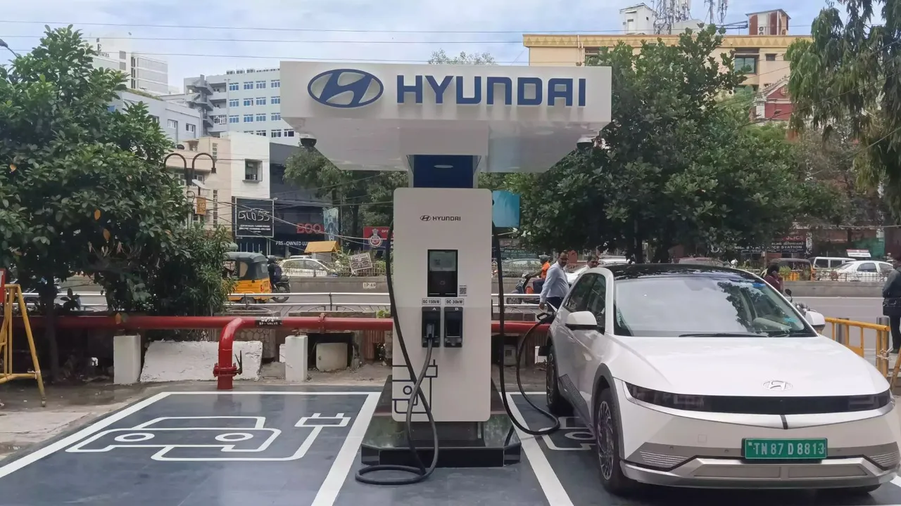 Hyundai EV Fast Charger