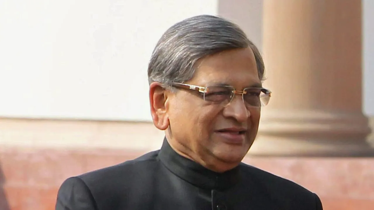 In this Tuesday, Dec. 21, 2010 file image, External Affairs Minister S M Krishna arrives to attend Prime Minister Manmohan Singh and Russian President Dmitry Medvedev's joint press conference at Hyderabad House in New Delhi