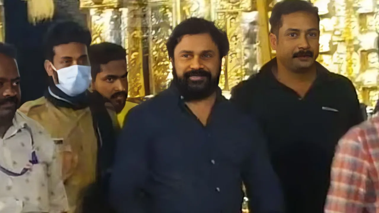 Actor Dileep Sabarimala Temple Lord Ayyappa