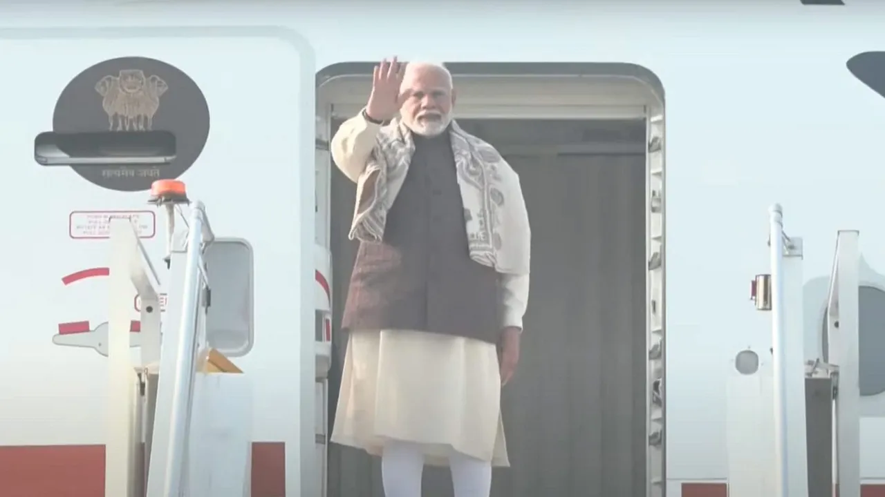 Narendra Modi Plane PM Modi Kuwait Visit