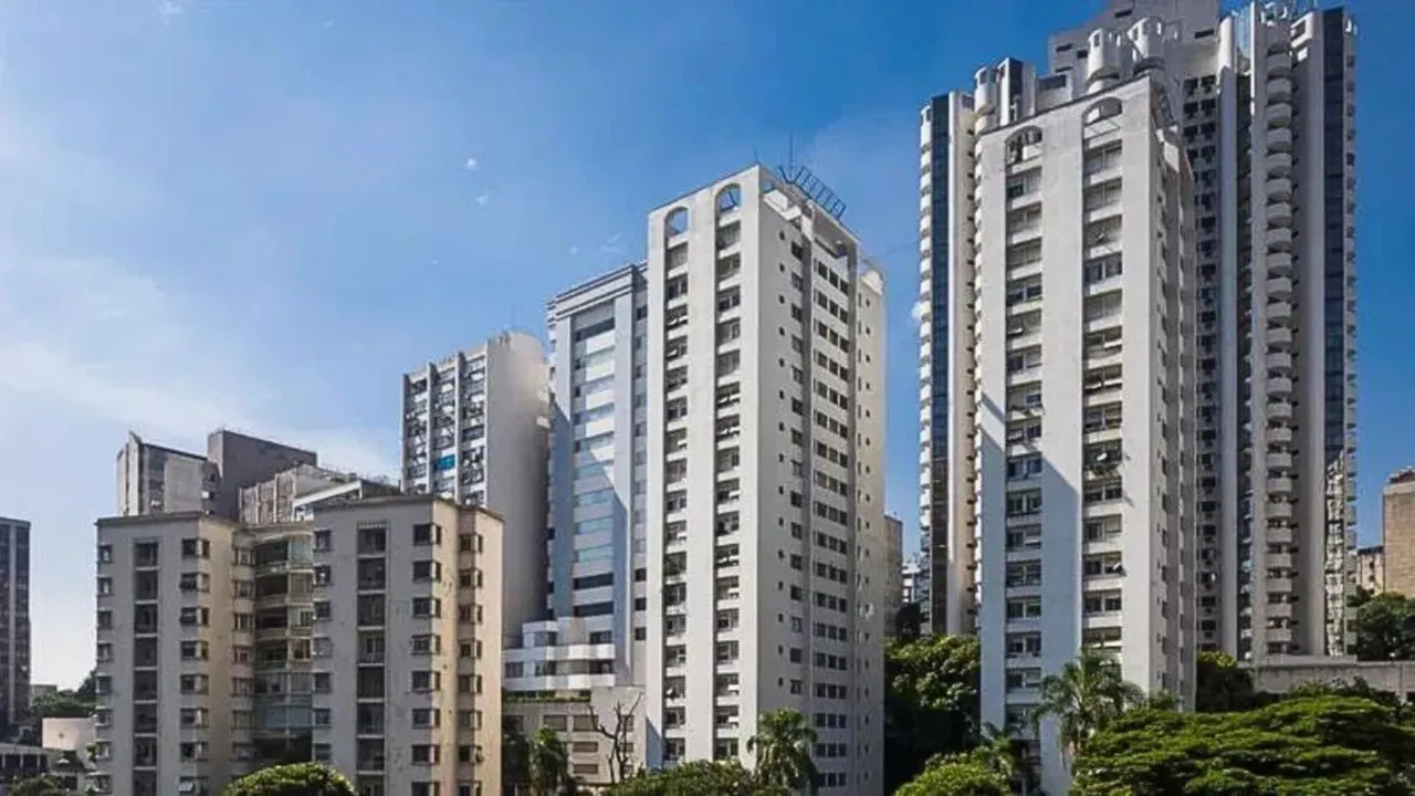 Noida Expressway Housing Realty Real Estate