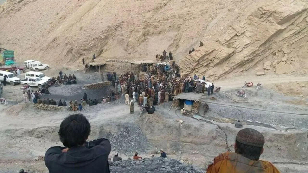 Balochistan coal mine blast image