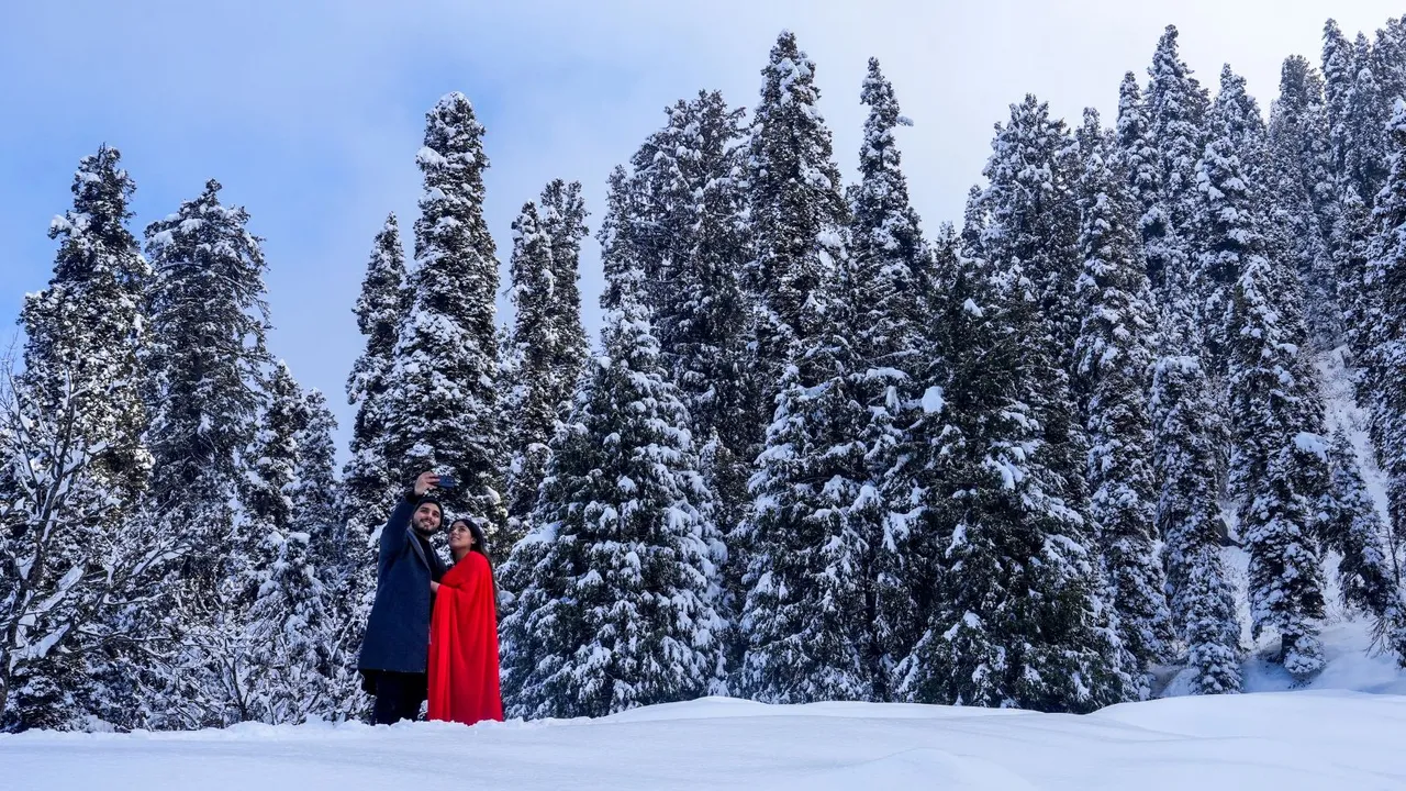 Kashmir Snowfall Kashmir Weather Kashmir Winters Gulmarg